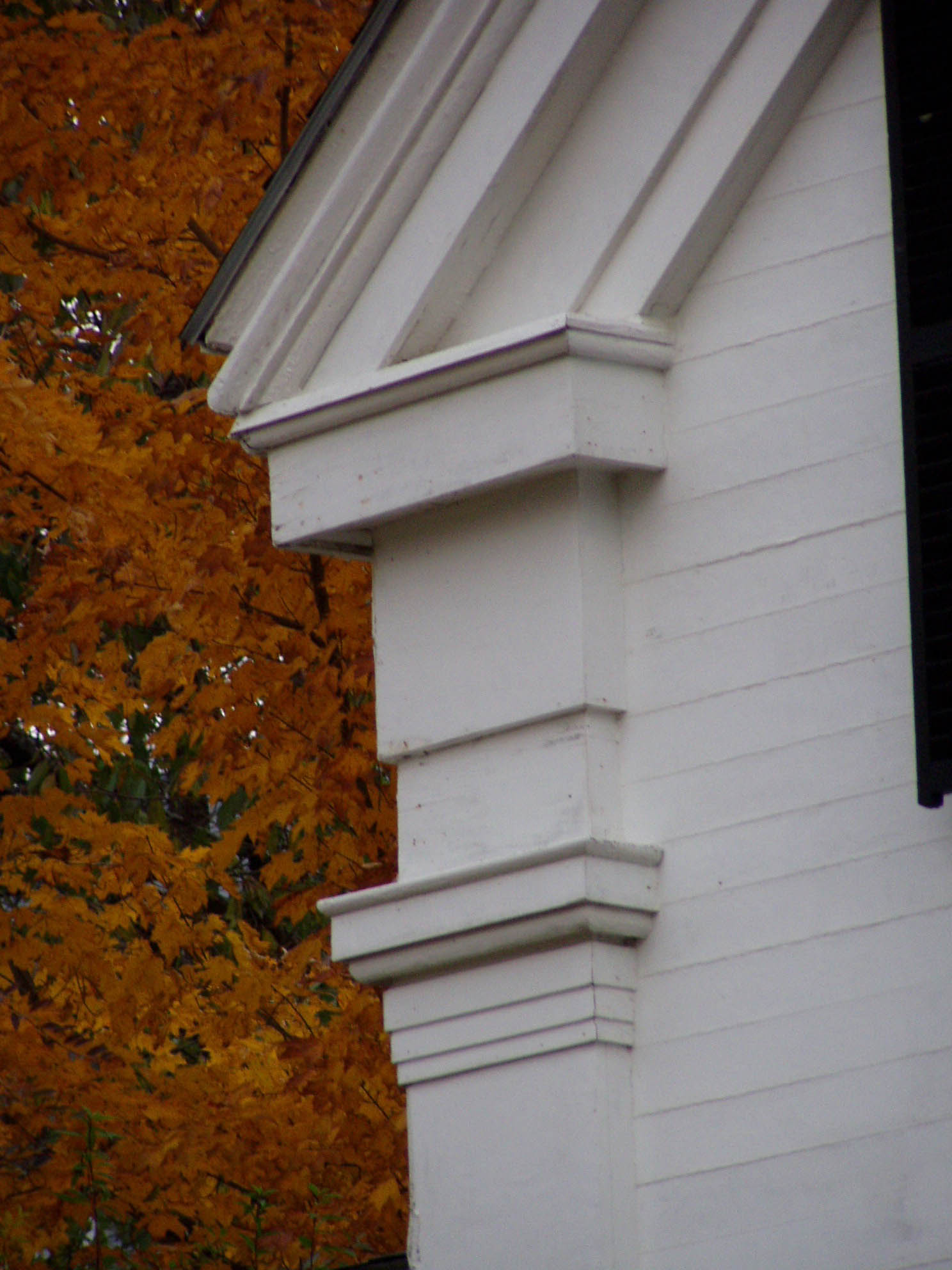 Doric columns at exterior corners